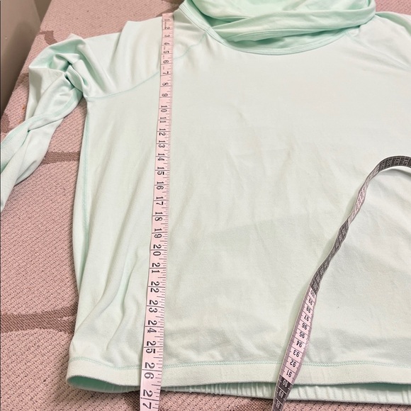 Lululemon Healthy Heart Pullover Fresh Teal, Size 8 - Picture 7 of 10